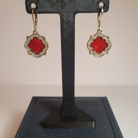 Elegant Red and Gold Earrings - Picture 2 of 6